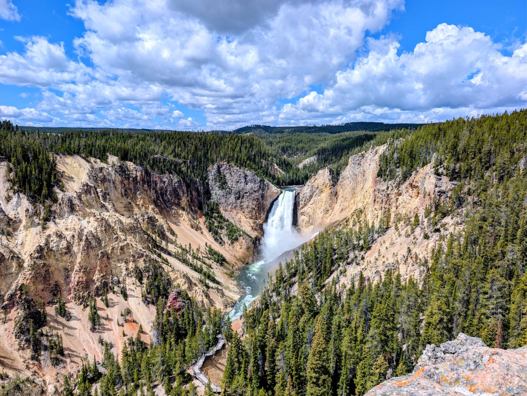 Gran Cañón del Yellowstone desde Artist Point