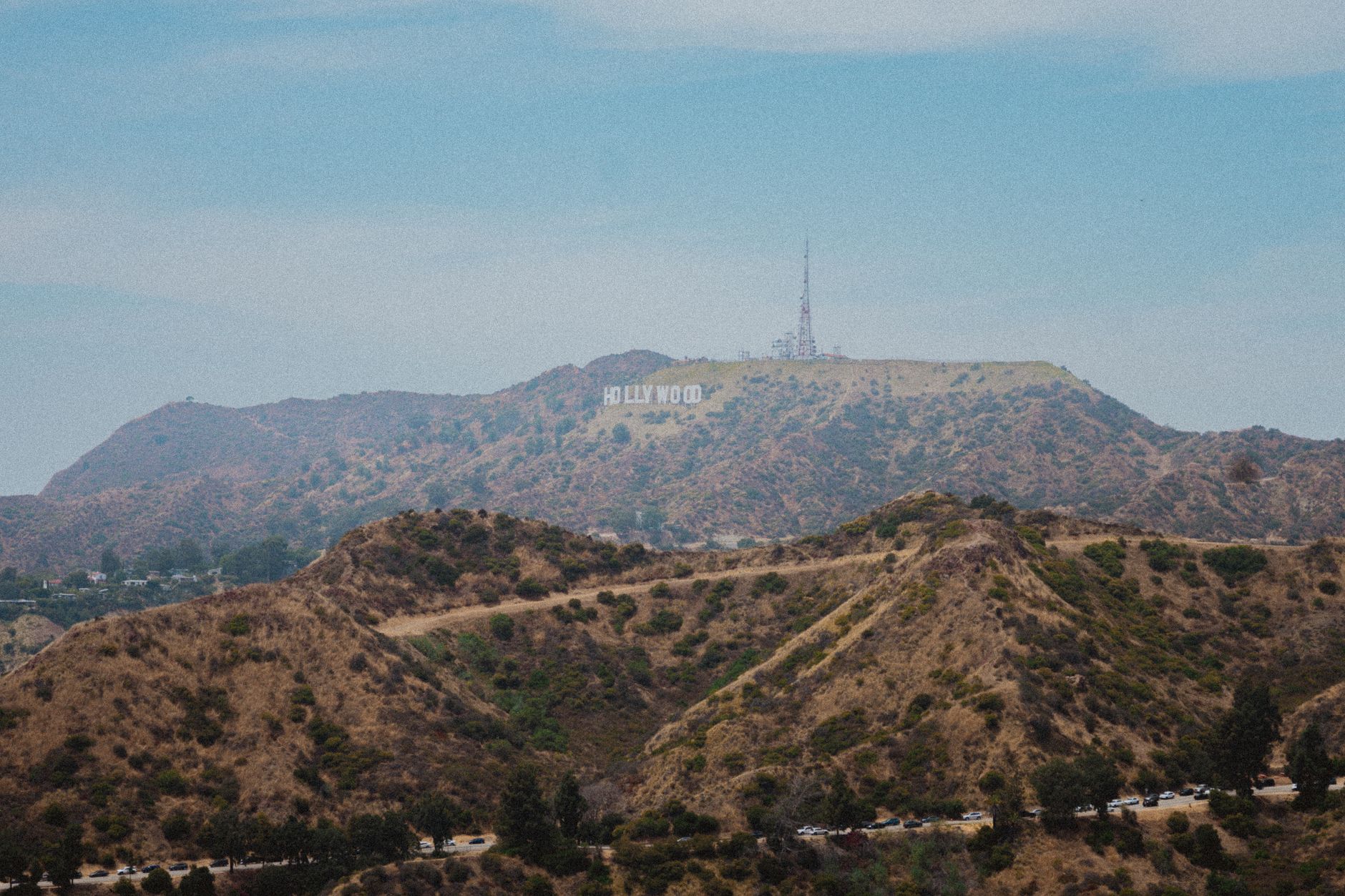 Cartel de Hollywood visto desde las colinas de Los Ángeles