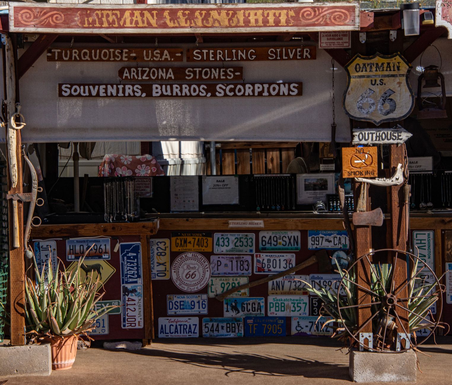 Tienda de recuerdos en Oatman, pueblo histórico de la Ruta 66